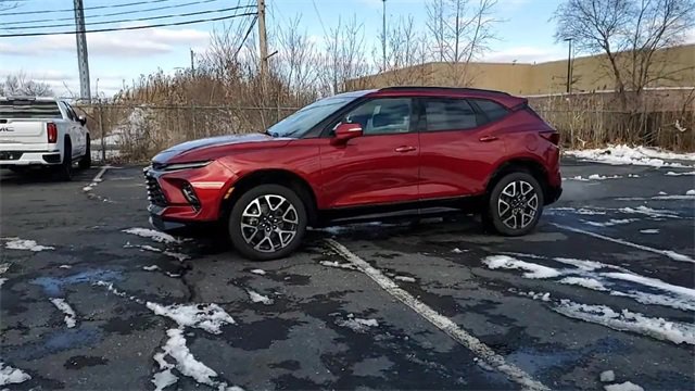 Used 2025 Chevrolet Blazer RS image 4