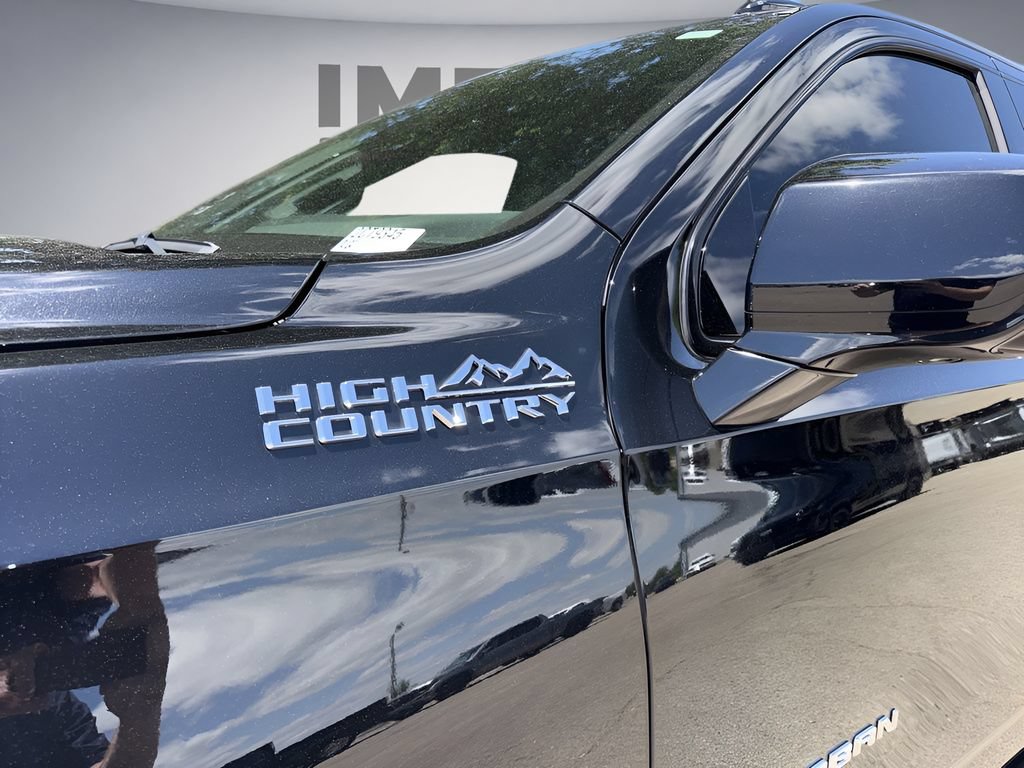 Used 2024 Chevrolet Suburban High Country w/ Advanced Technology Package AWD/4WD image 42