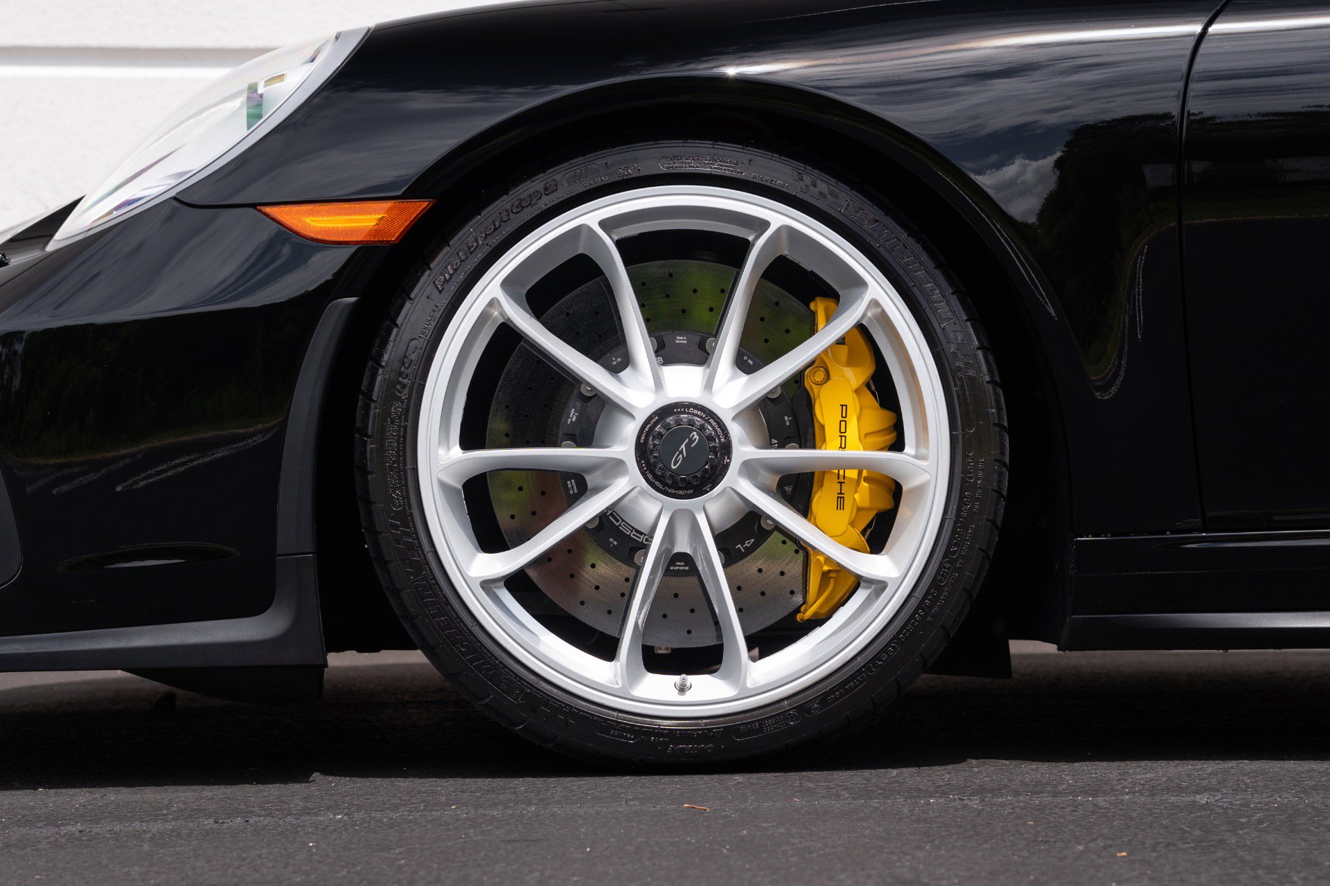 Used 2018 Porsche 911 GT3 RWD image 22