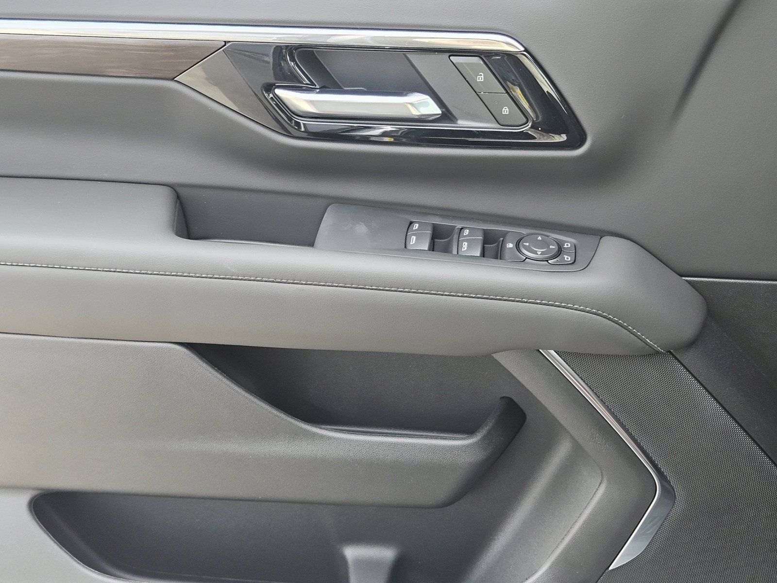 New 2026 Chevrolet Tahoe LS RWD image 16