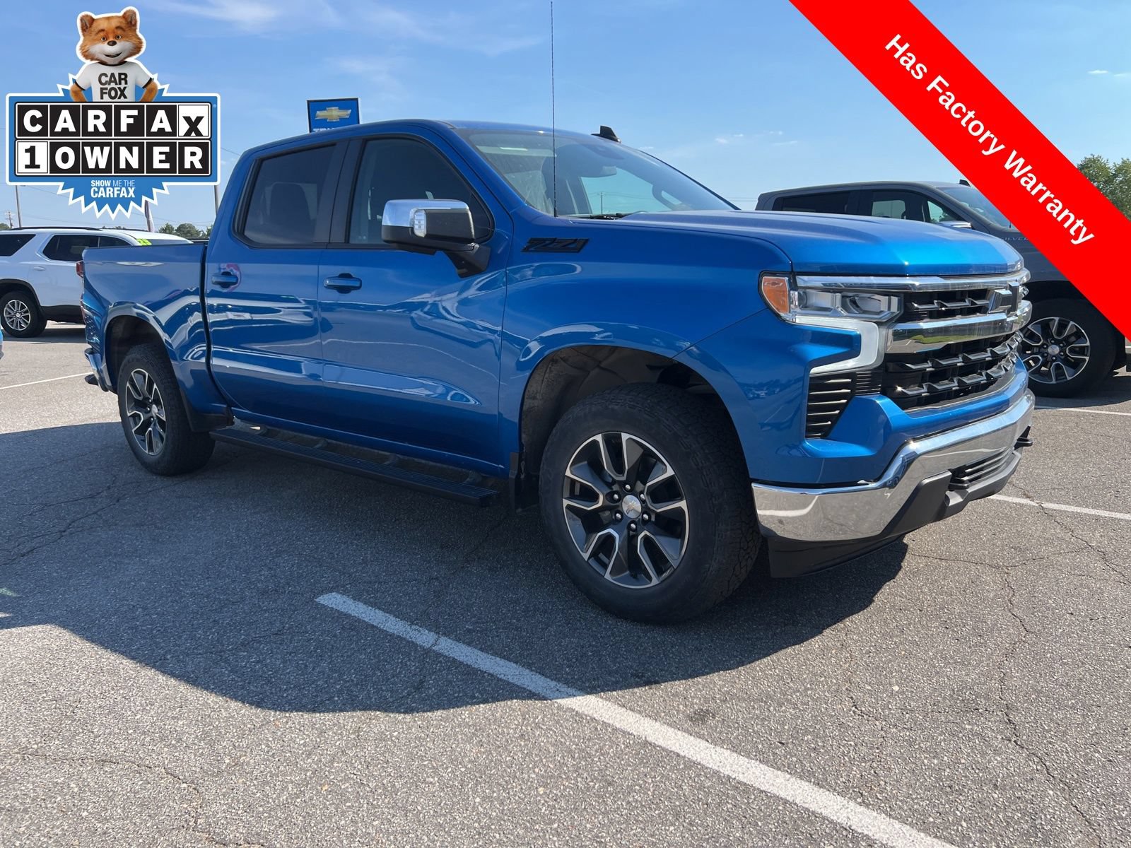 Used 2023 Chevrolet Silverado 1500 LT AWD/4WD image 7
