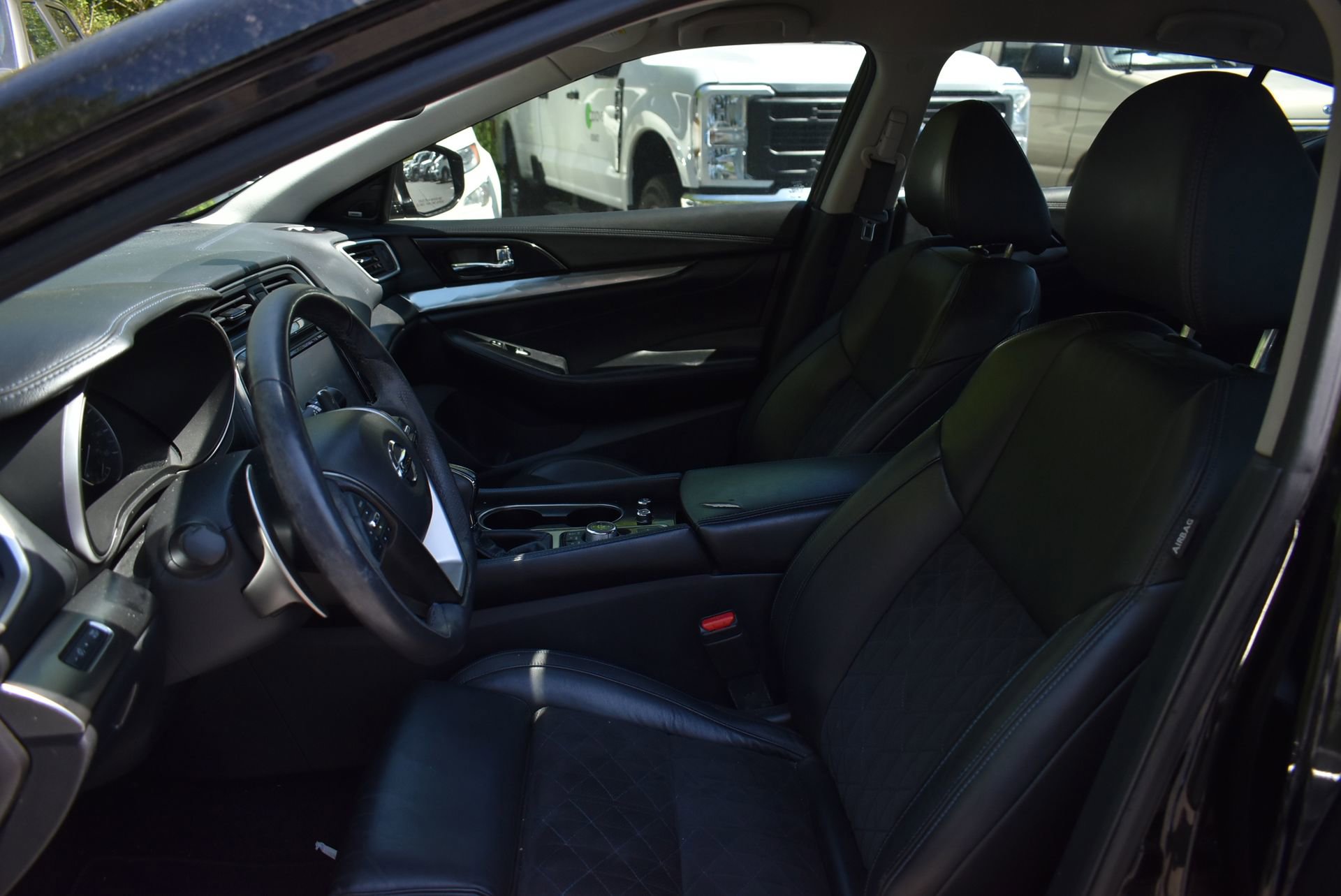 Used 2017 Nissan Maxima SR w/ Midnight Edition FWD image 16