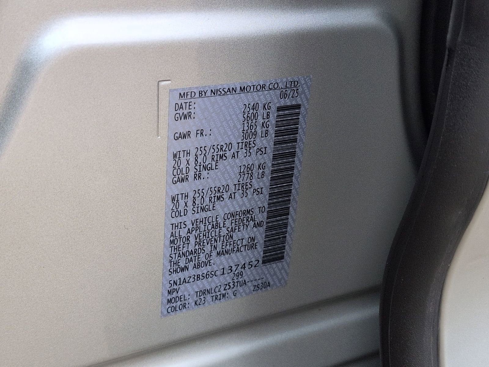 Certified 2025 Nissan Murano SV image 38