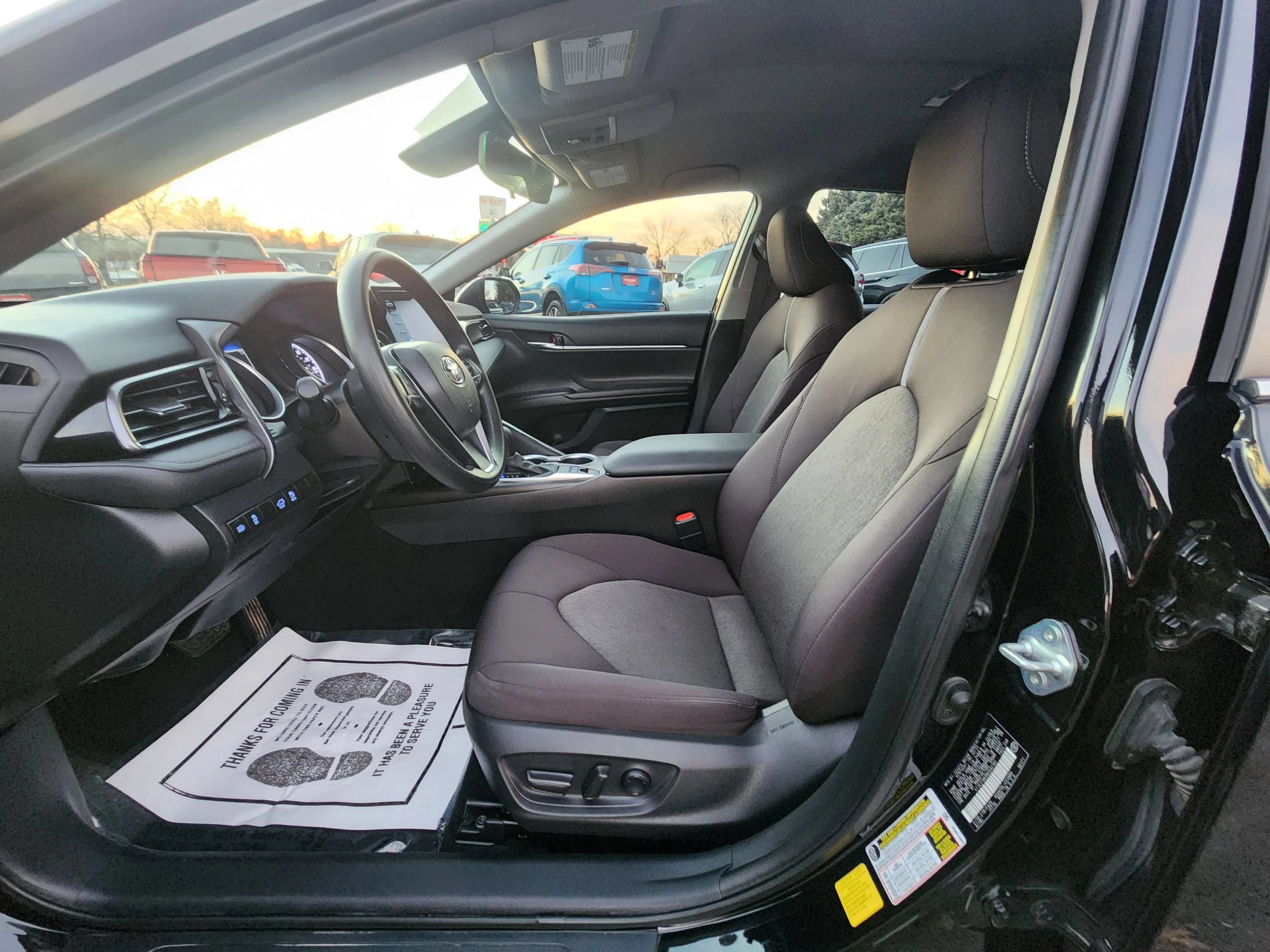 Used 2022 Toyota Camry LE FWD image 16