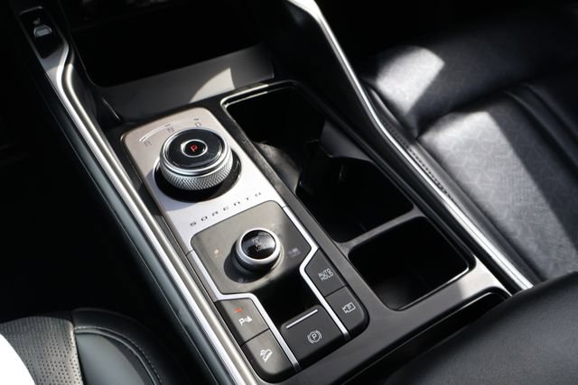 Used 2023 Kia Sorento EX AWD/4WD image 17