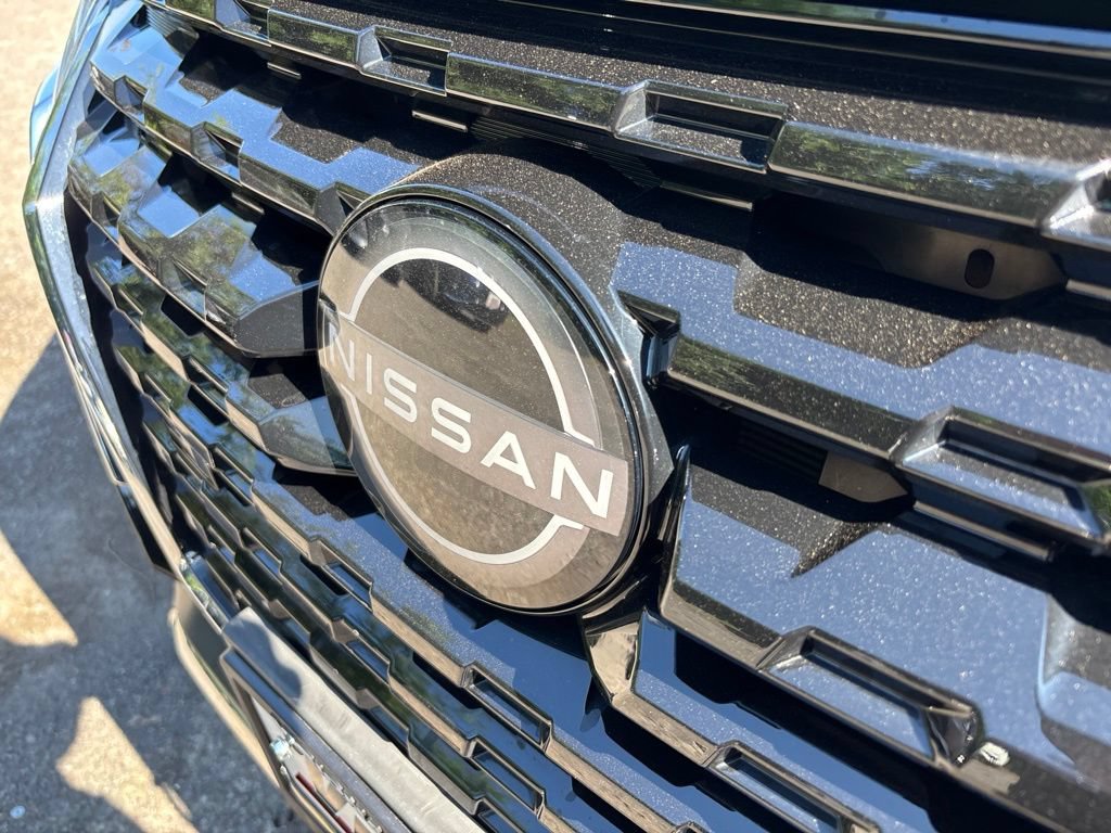 Used 2023 Nissan Kicks SV FWD image 13