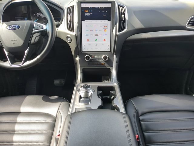 Used 2024 Ford Edge SEL image 17
