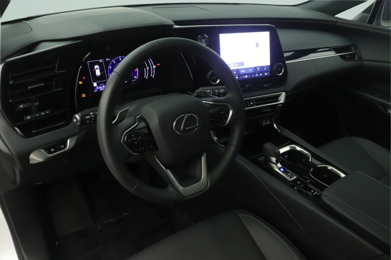 Used 2024 Lexus RX 350 FWD w/ Technology Package image 14