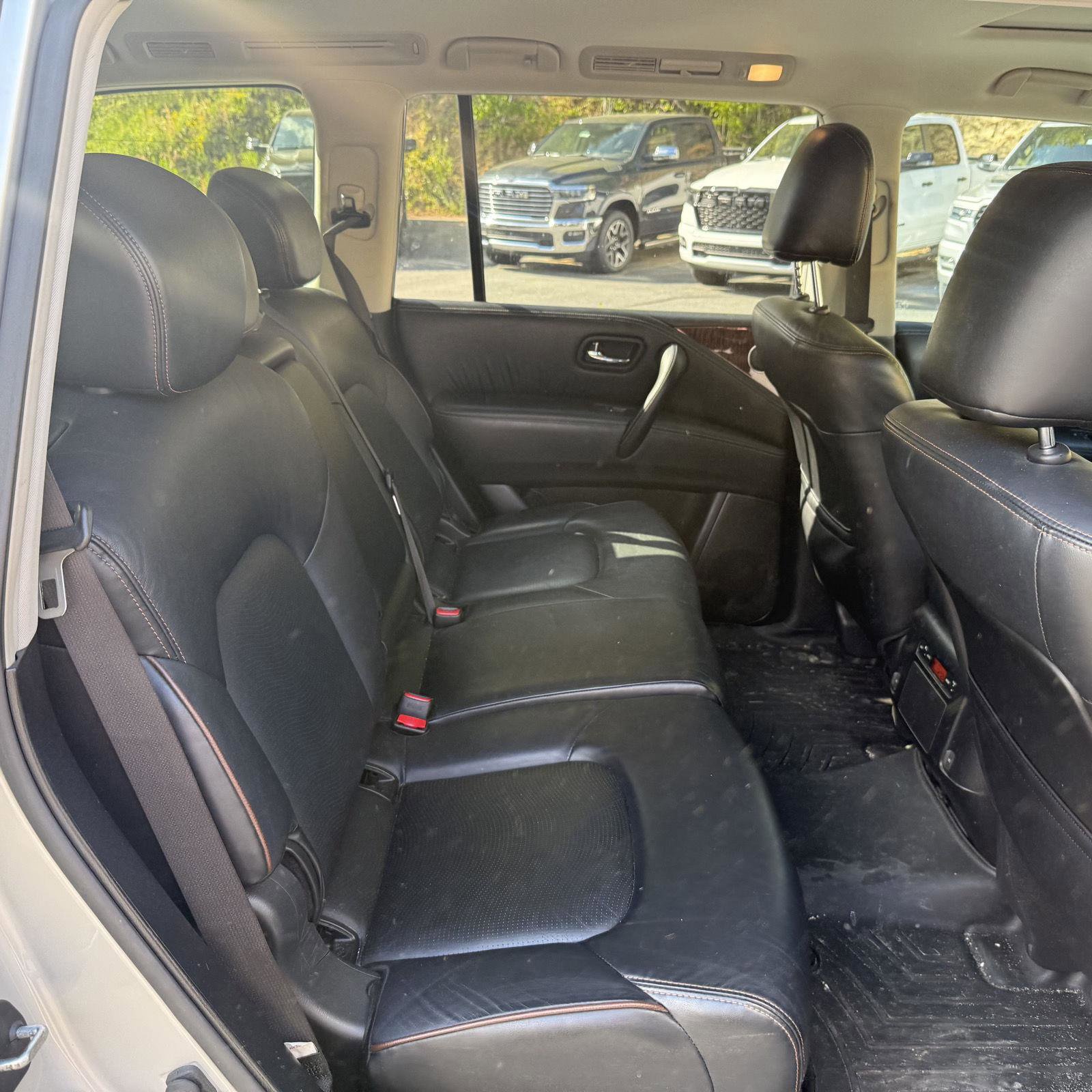 Used 2019 Nissan Armada SL w/ Premium Package AWD/4WD image 10