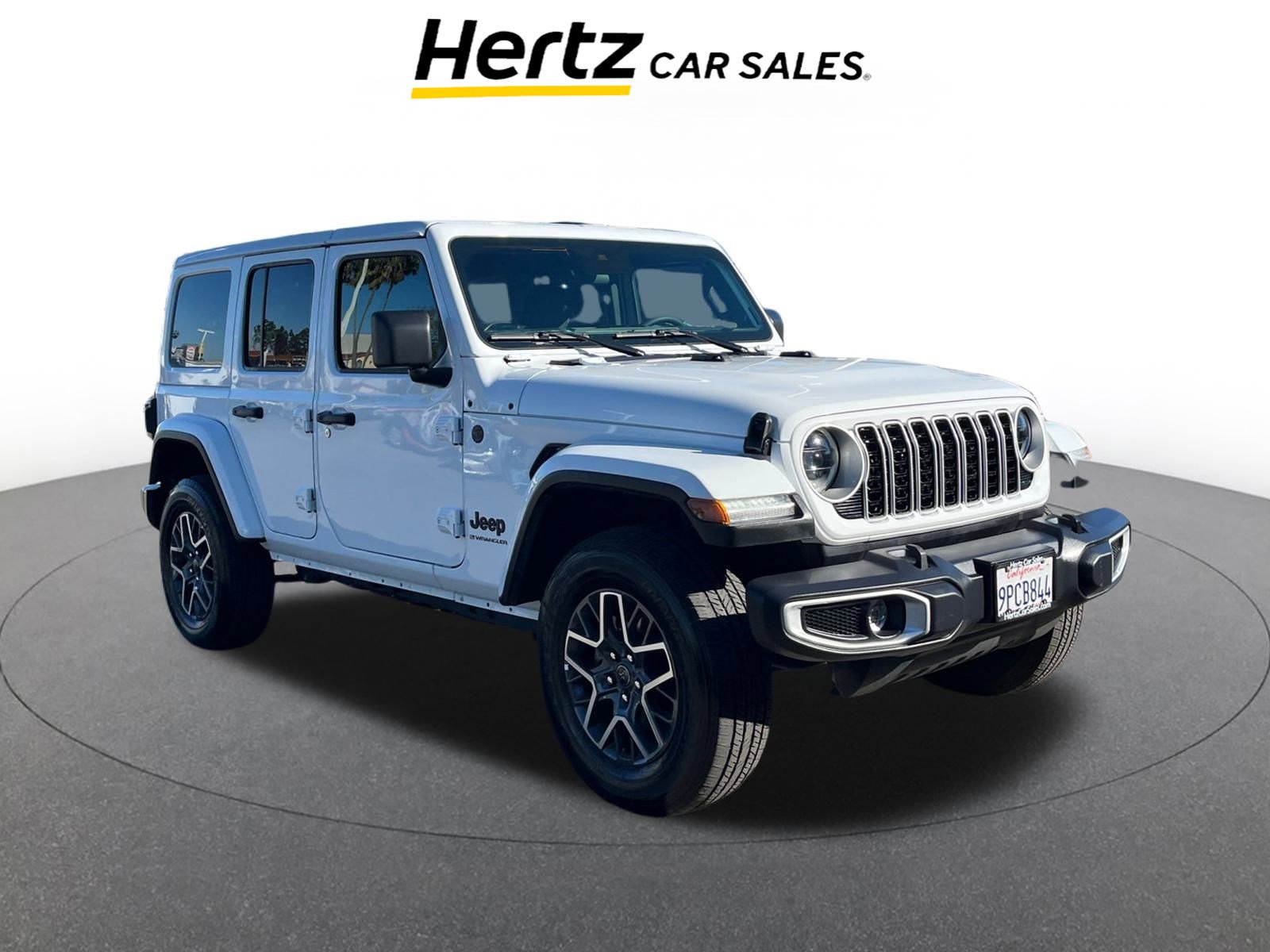 Used 2025 Jeep Wrangler Sahara image 1