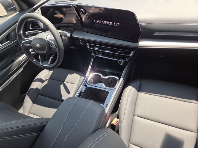 New 2027 Chevrolet Traverse LT w/ Sun and Wheel Package AWD/4WD image 24