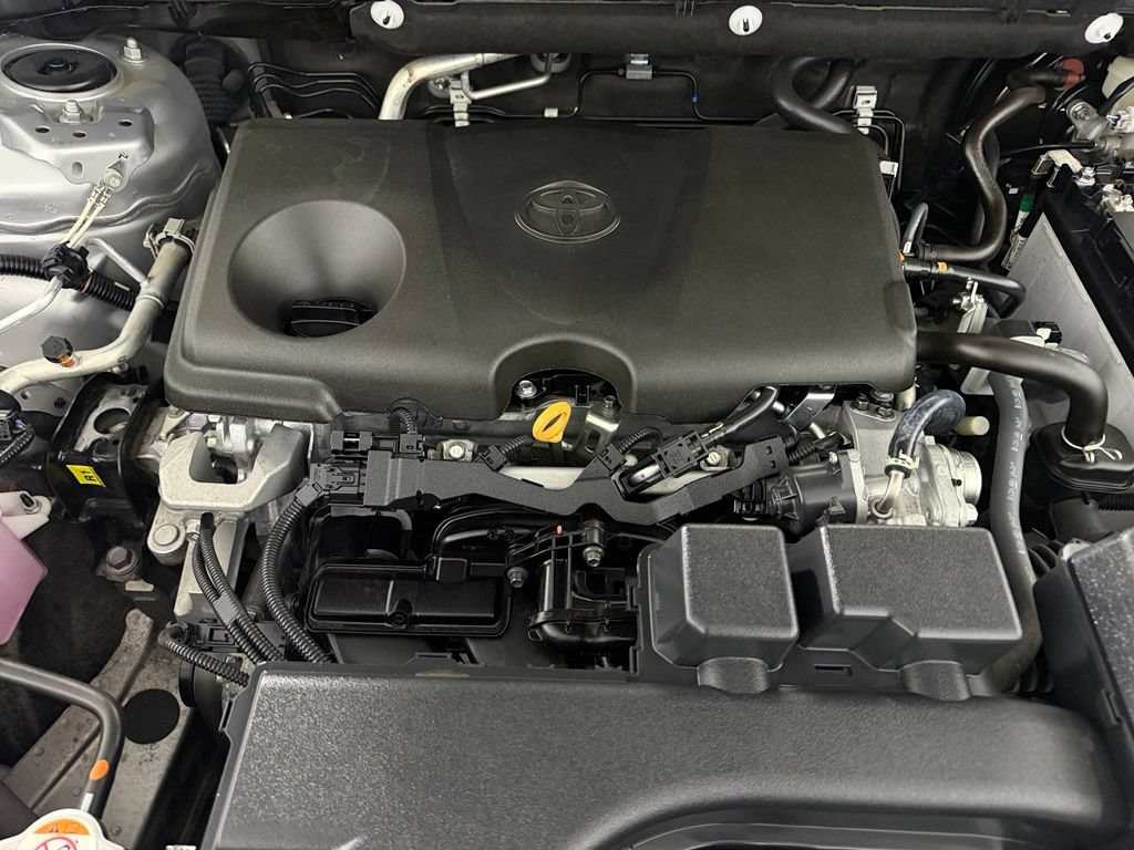 Used 2025 Toyota RAV4 LE FWD image 29