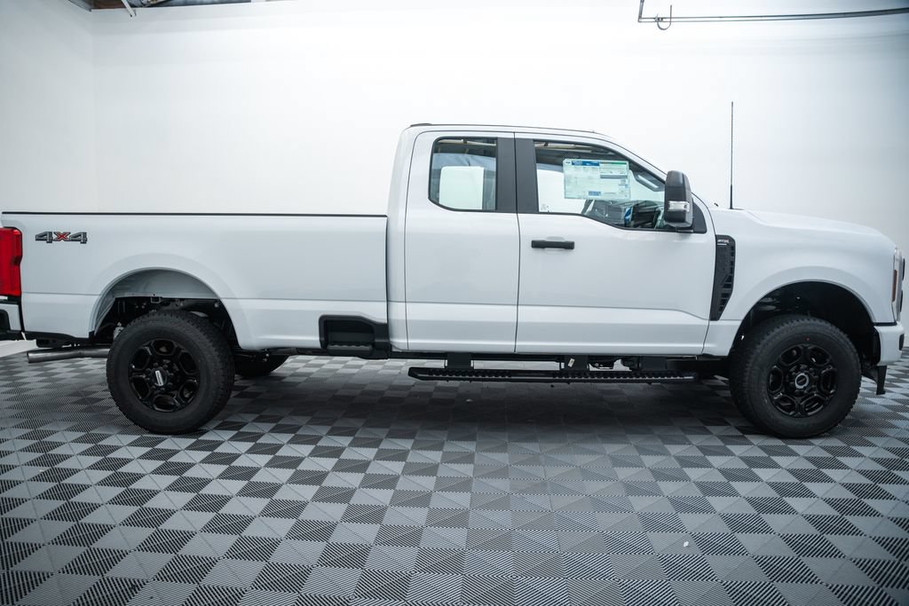 New 2026 Ford F350 XL w/ STX Appearance Package AWD/4WD image 4