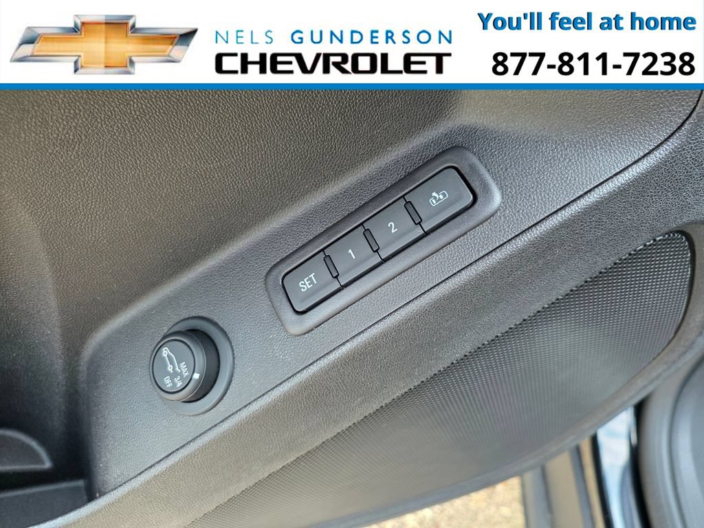 Used 2019 Chevrolet Equinox Premier AWD/4WD image 17