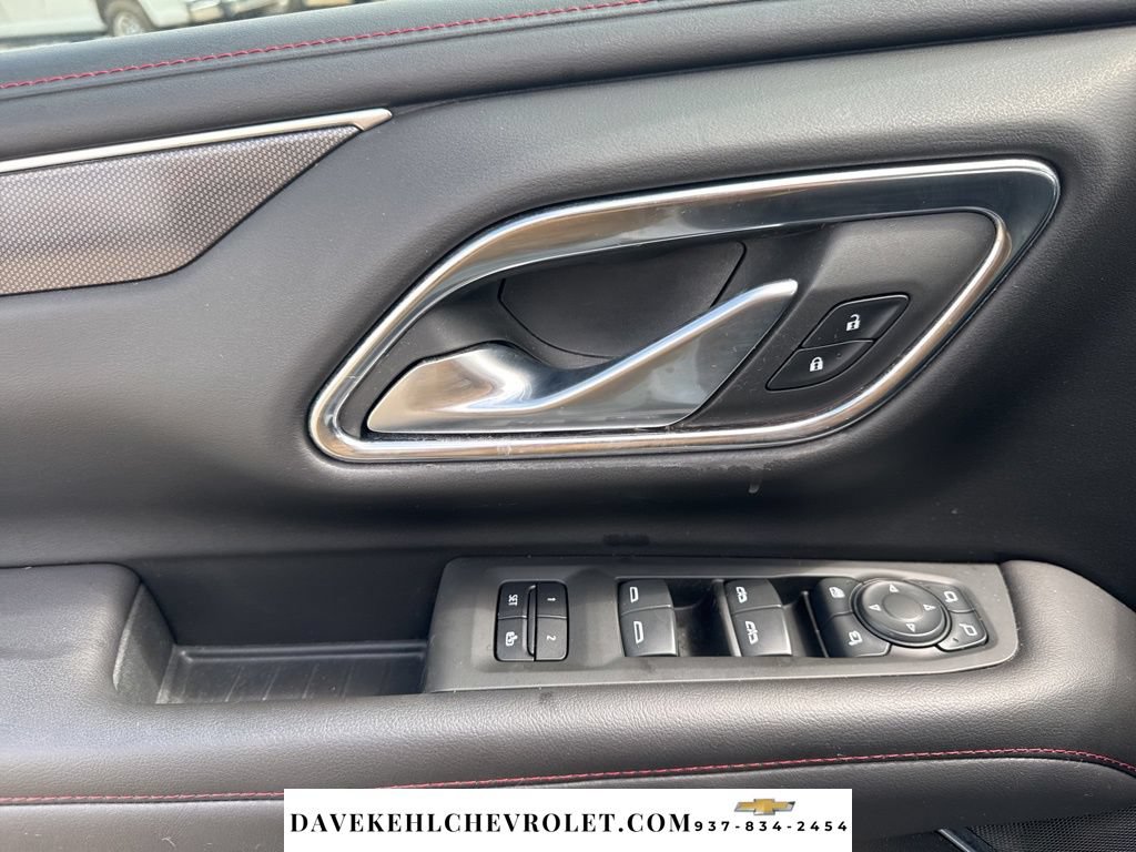 Used 2022 Chevrolet Suburban RST w/ Luxury Package AWD/4WD image 11