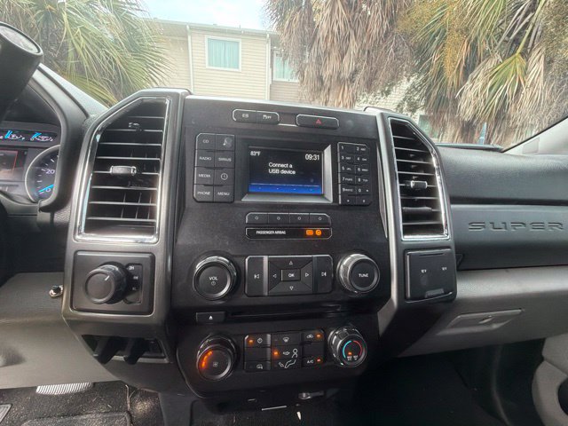 Used 2018 Ford F250 XLT AWD/4WD image 9