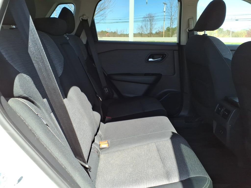 Used 2021 Nissan Rogue SV AWD/4WD image 10