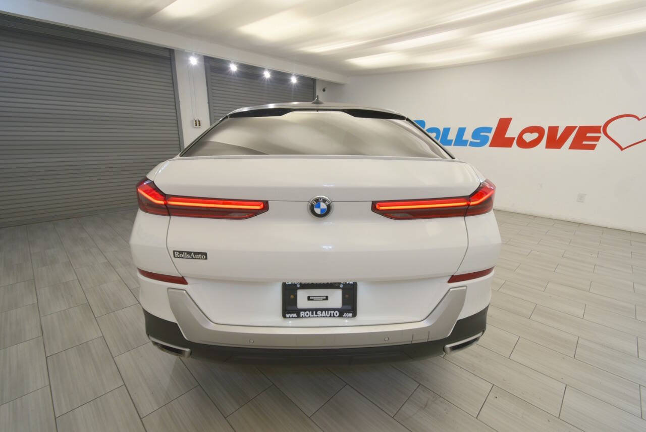 Used 2022 BMW X6 xDrive40i w/ Premium Package AWD/4WD image 4