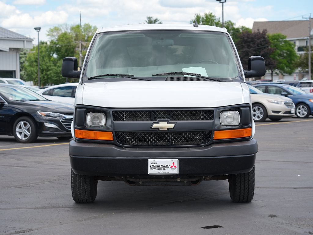 Used 2017 Chevrolet Express 2500 RWD image 8