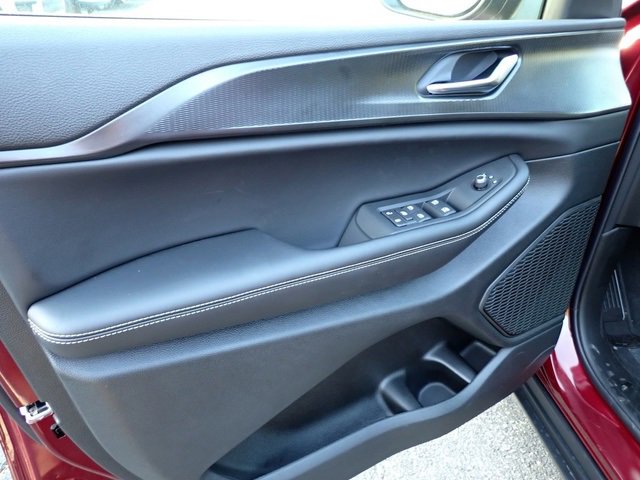 New 2025 Jeep Grand Cherokee Laredo X image 15