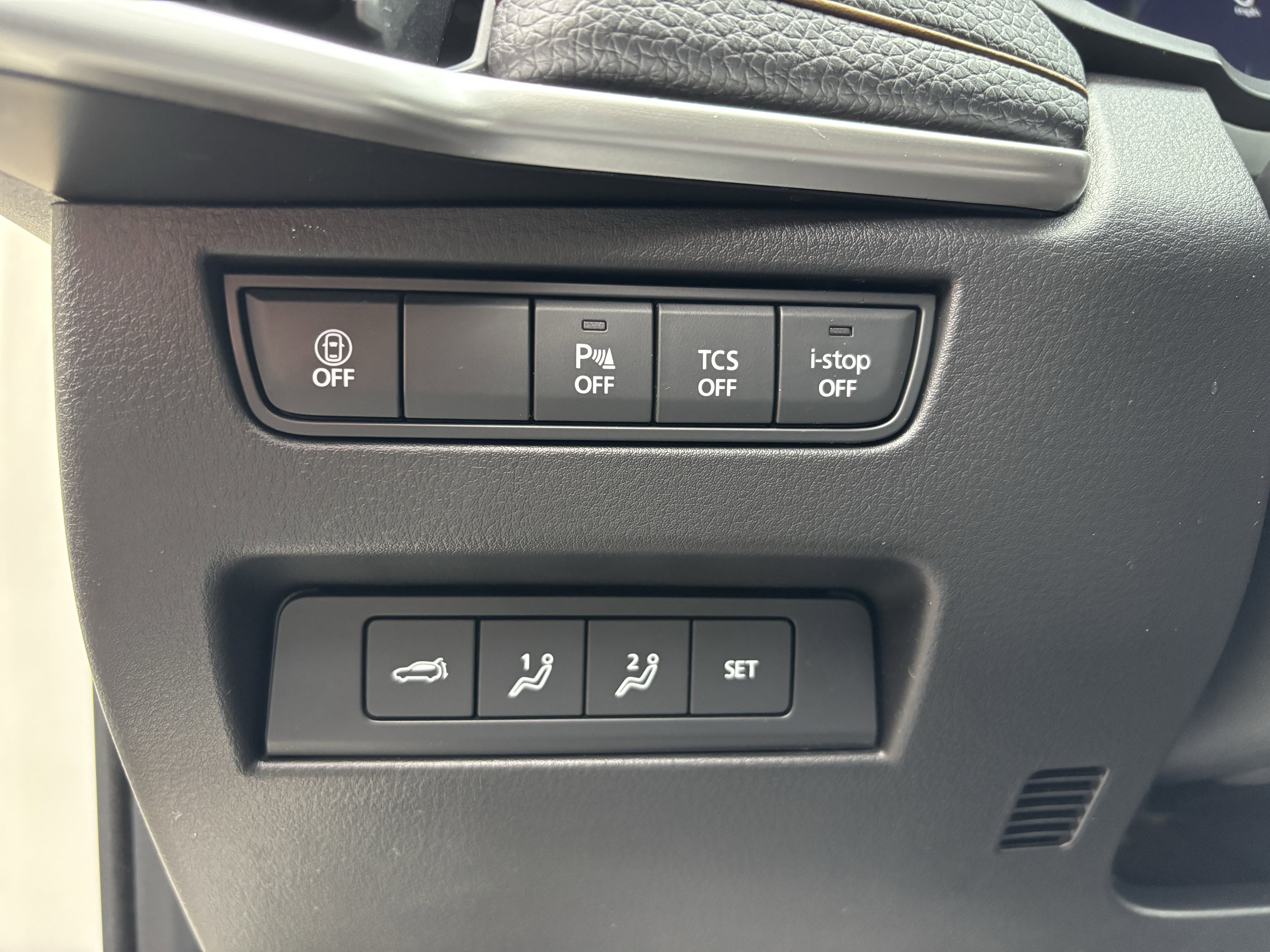 Used 2024 MAZDA CX-90 3.3 Turbo w/ Premium Package image 33