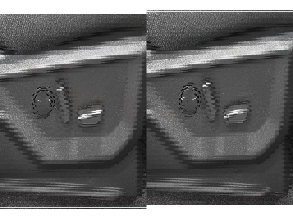 New 2025 Ford F150 XLT w/ Equipment Group 302A MID image 34