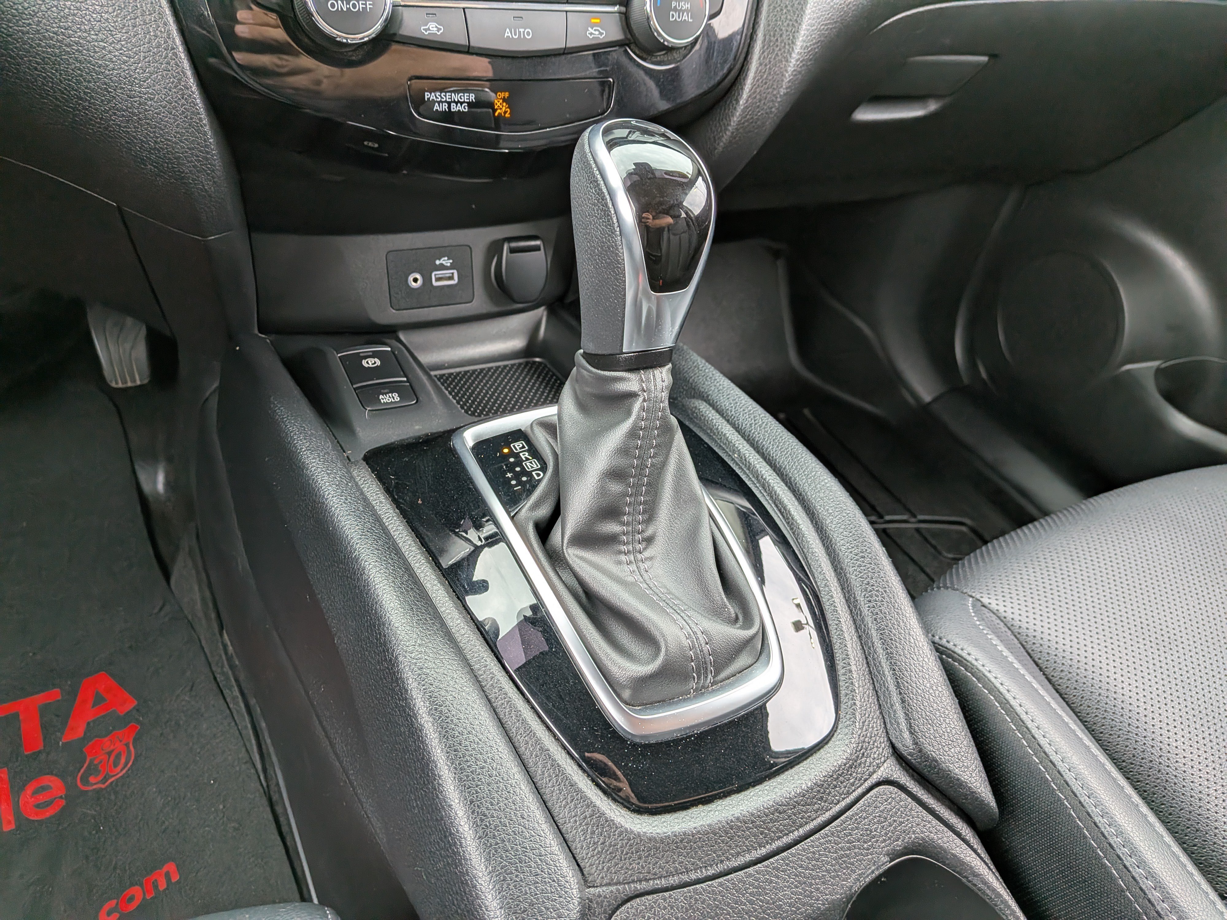 Used 2022 Nissan Rogue Sport SL w/ Premium Package AWD/4WD image 34