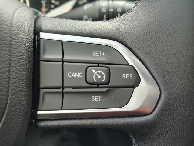 New 2026 Jeep Compass Latitude AWD/4WD image 16