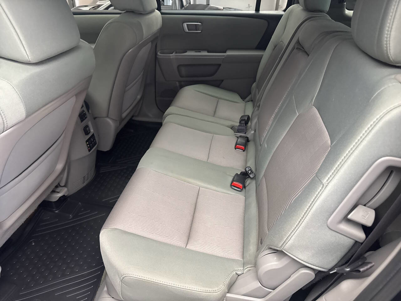 Used 2015 Honda Pilot SE image 27