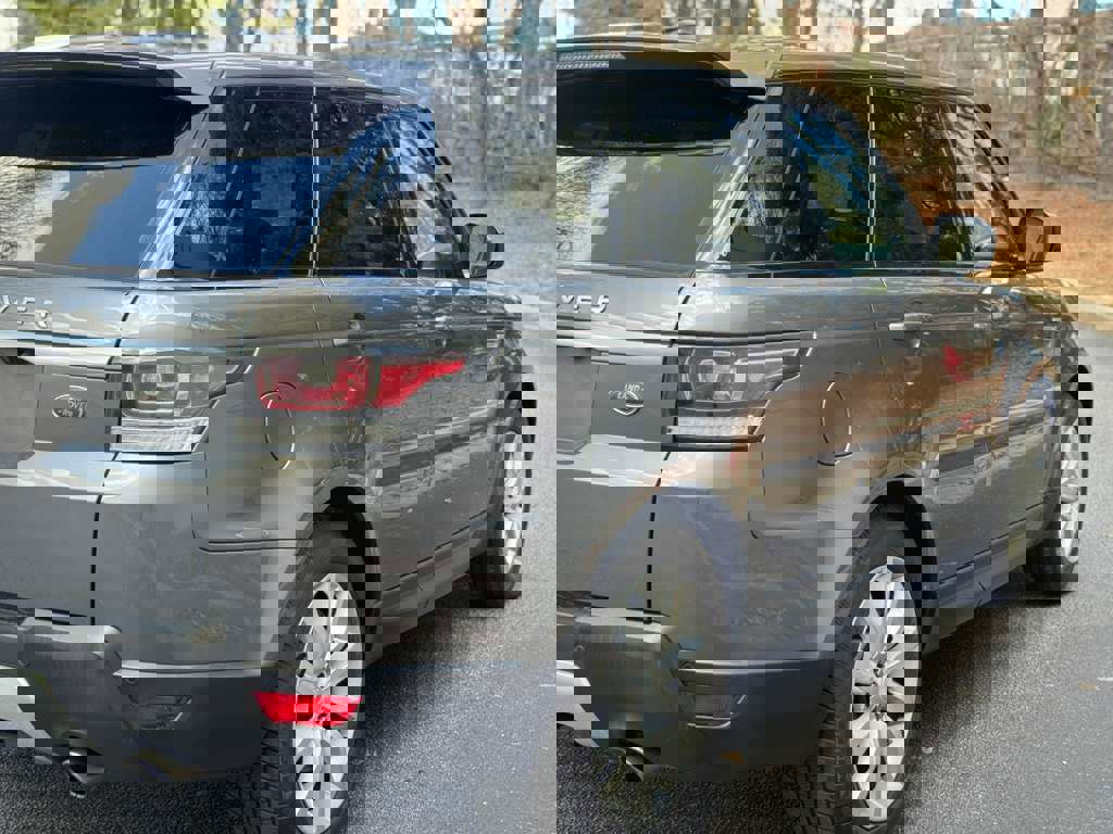 Used 2015 Land Rover Range Rover Sport HSE image 18