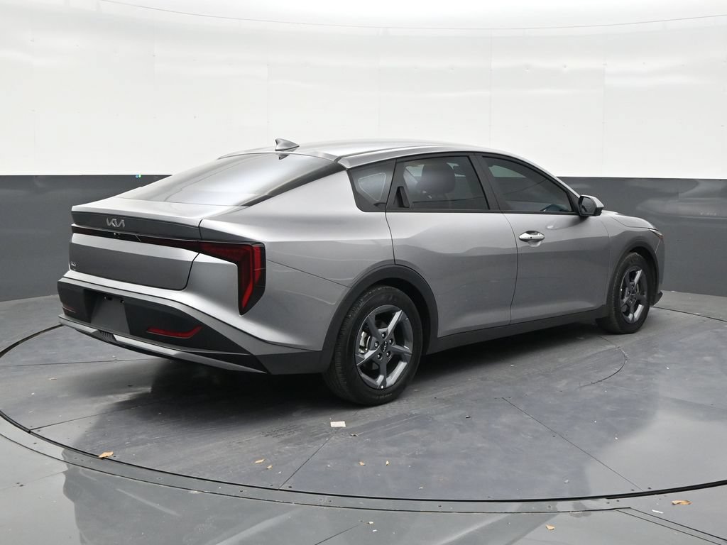 Used 2025 Kia K4 FWD image 5