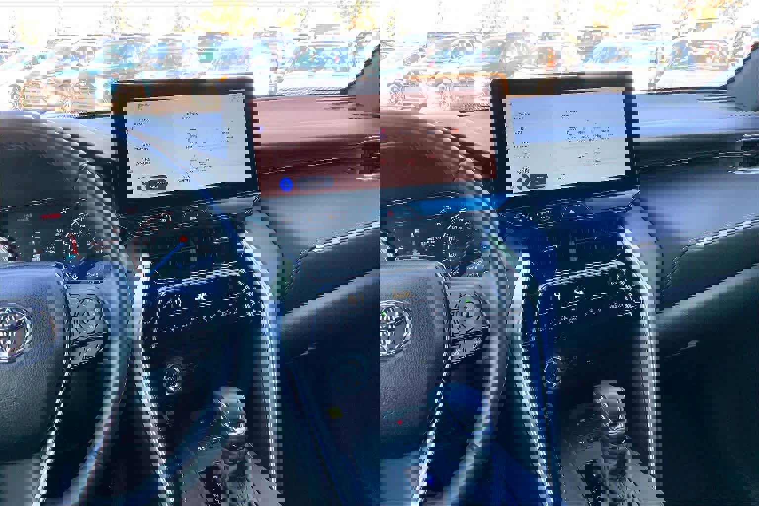 Used 2024 Toyota Venza Nightshade image 8