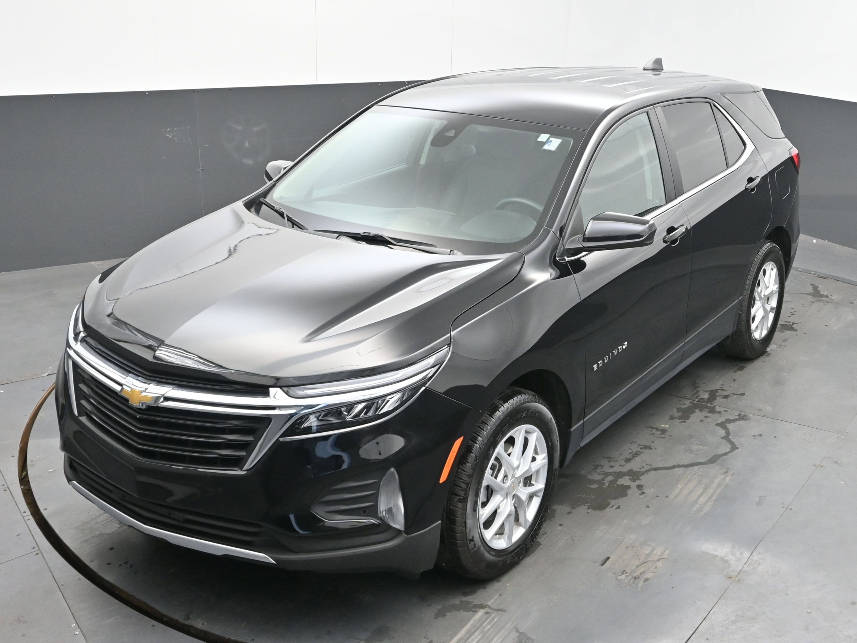 Used 2024 Chevrolet Equinox LT image 28