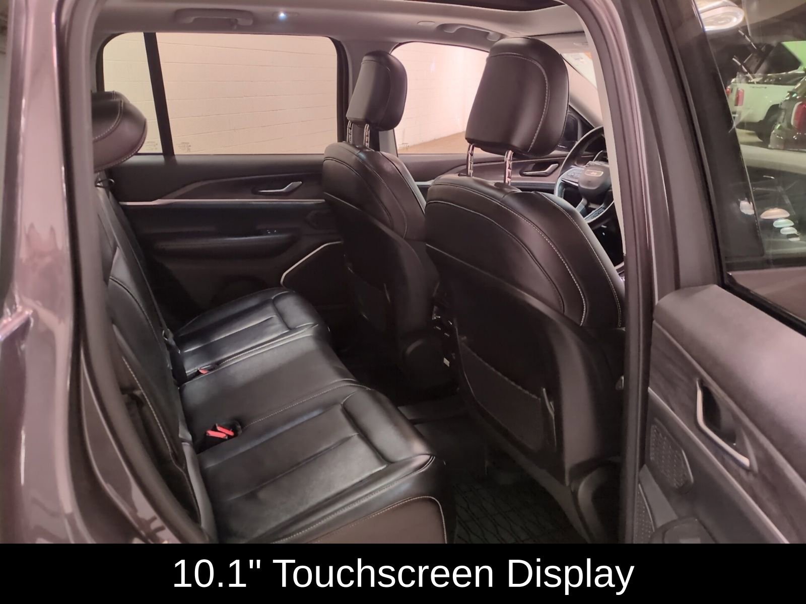 Used 2022 Jeep Grand Cherokee Limited image 12