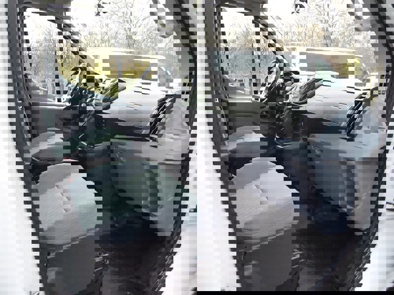 Used 2015 Ford Transit 350 XL image 19