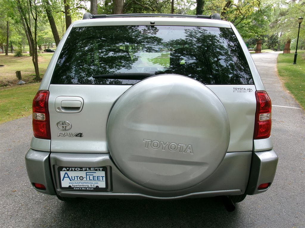 Used 2005 Toyota RAV4 2WD image 6