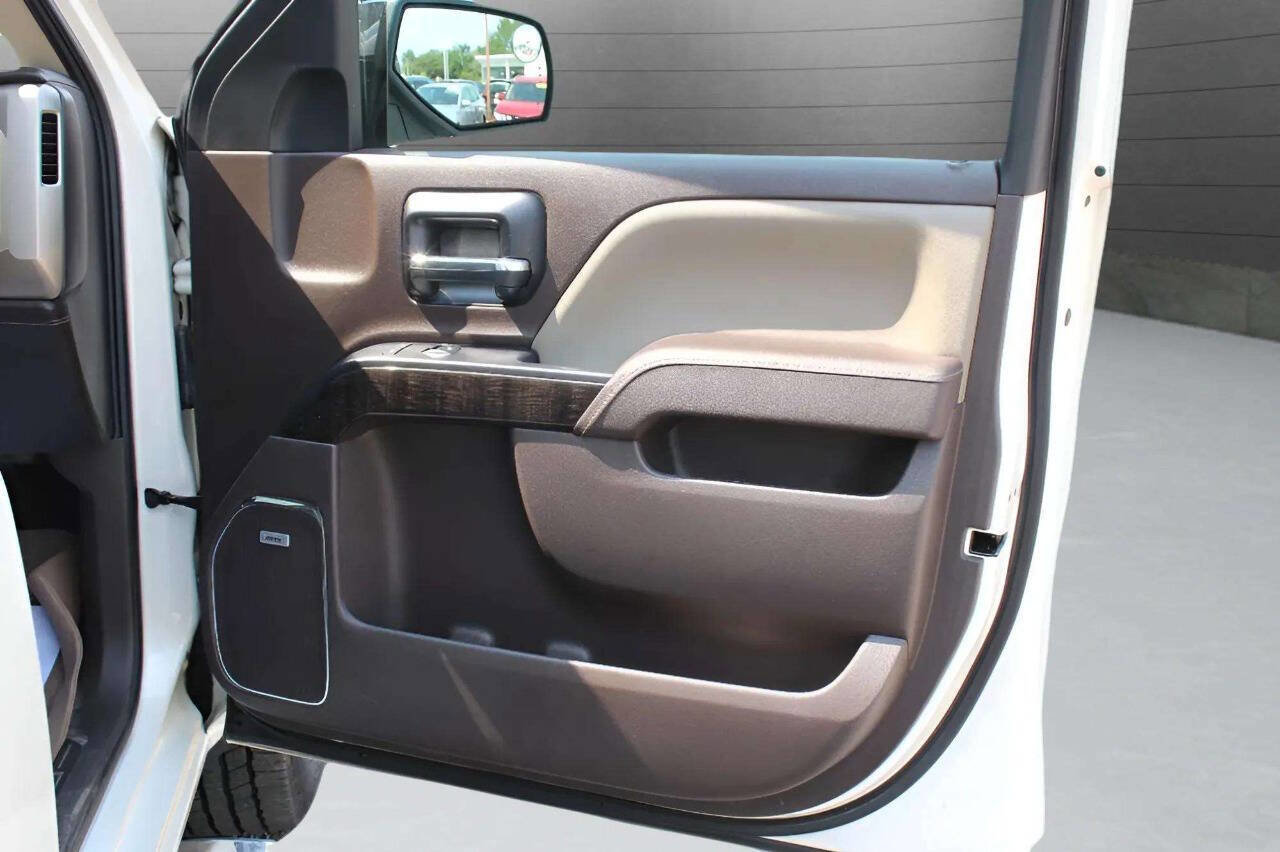 Used 2014 GMC Sierra 1500 Denali w/ Driver Alert Package image 18