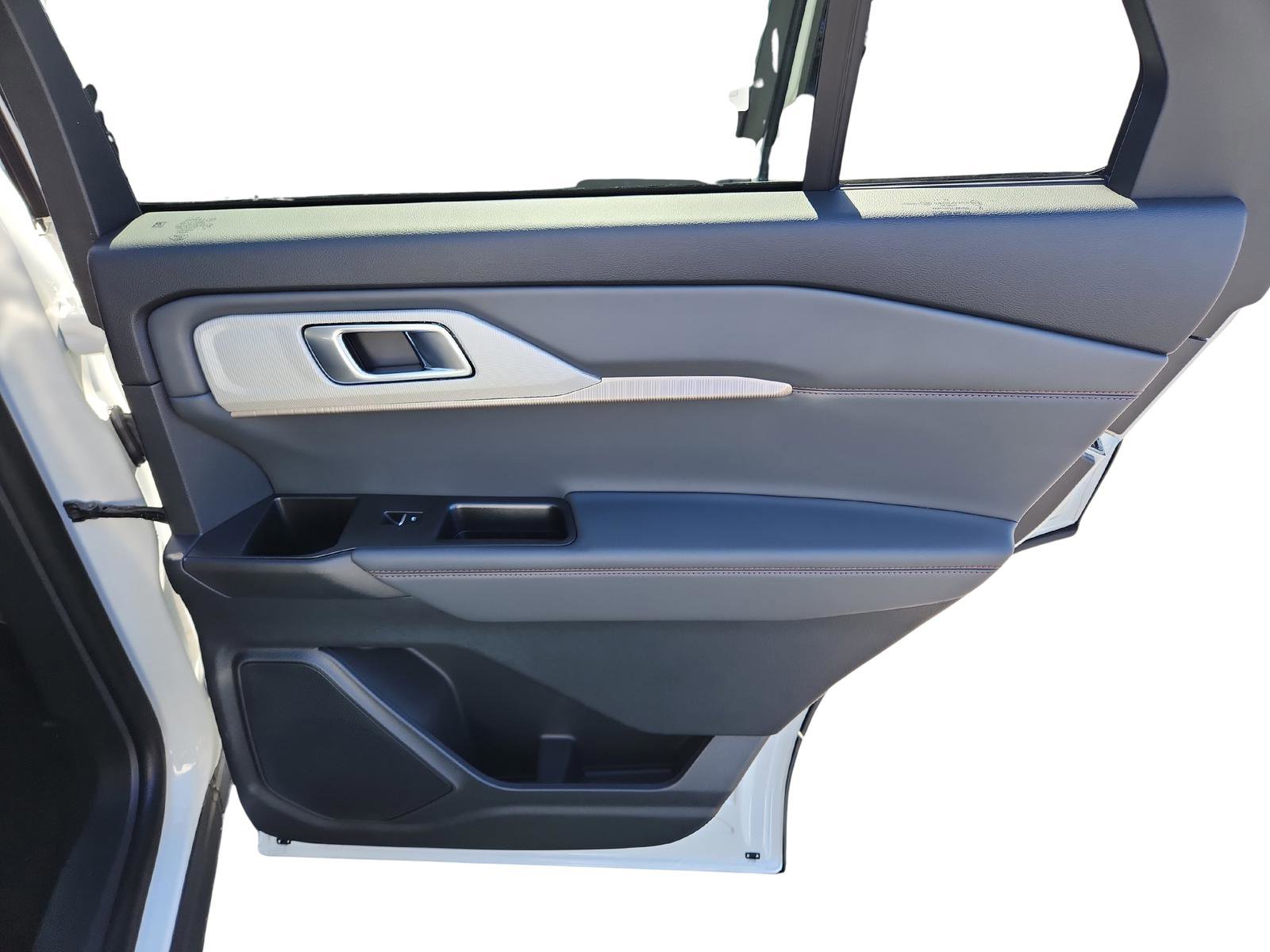 New 2026 Ford Explorer Active image 30