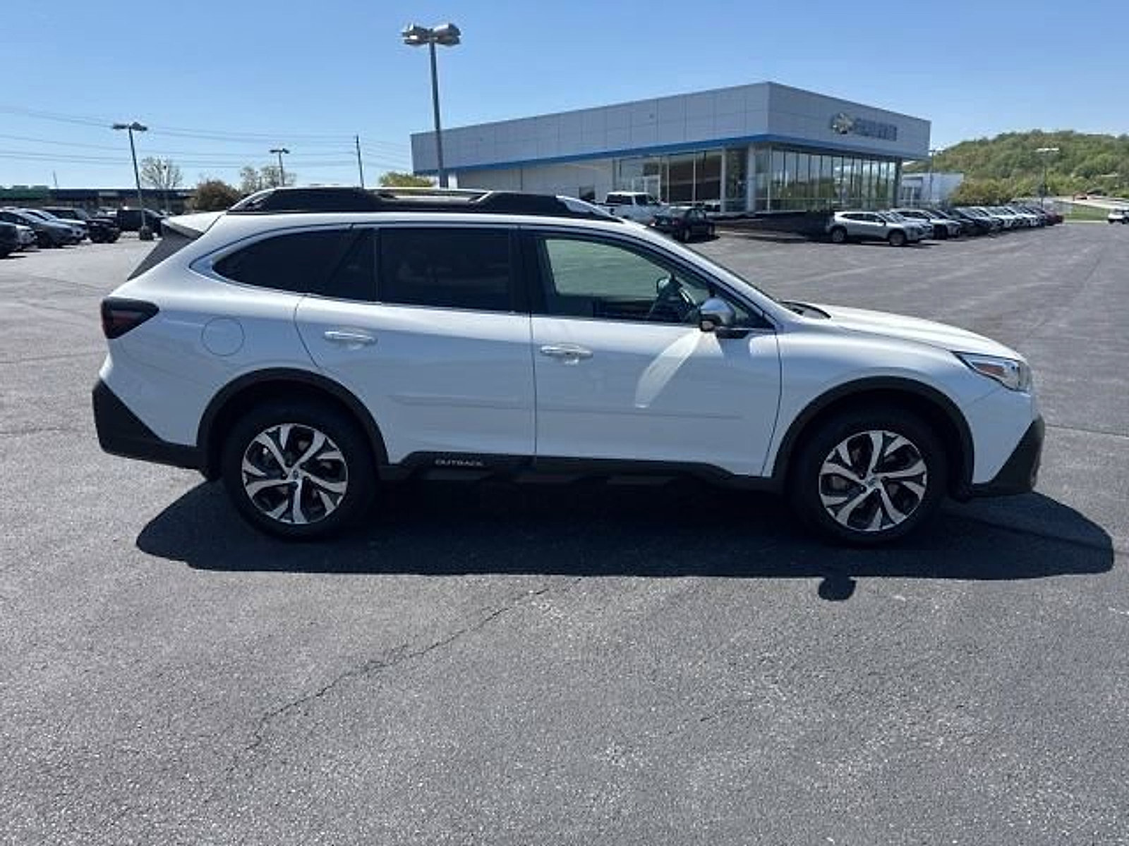 Used 2022 Subaru Outback Touring XT w/ Popular Package #2 image 6