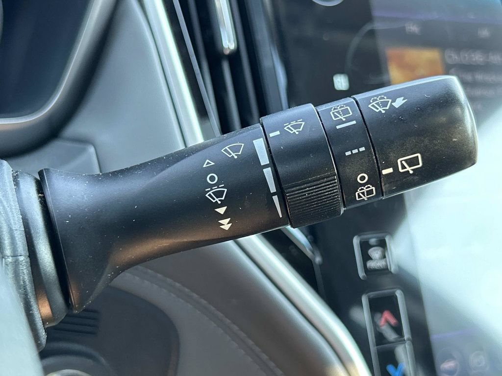 Used 2020 Subaru Outback Onyx Edition XT w/ Popular Package #2 AWD/4WD image 35
