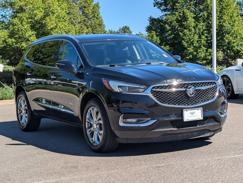 Used 2019 Buick Enclave Avenir w/ Avenir Technology Package AWD/4WD image 8