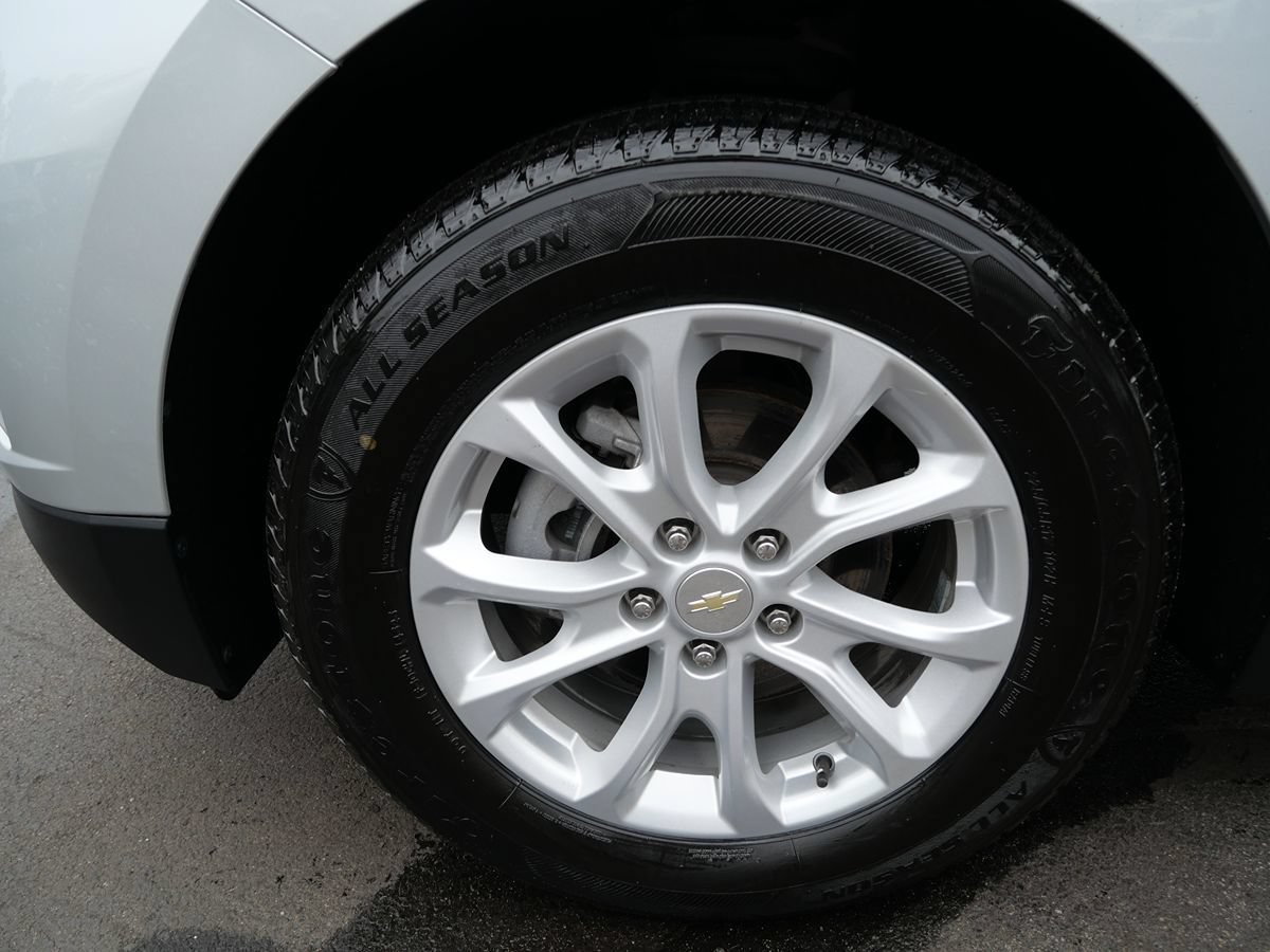 Used 2021 Chevrolet Equinox LT w/ Driver Convenience Package AWD/4WD image 36