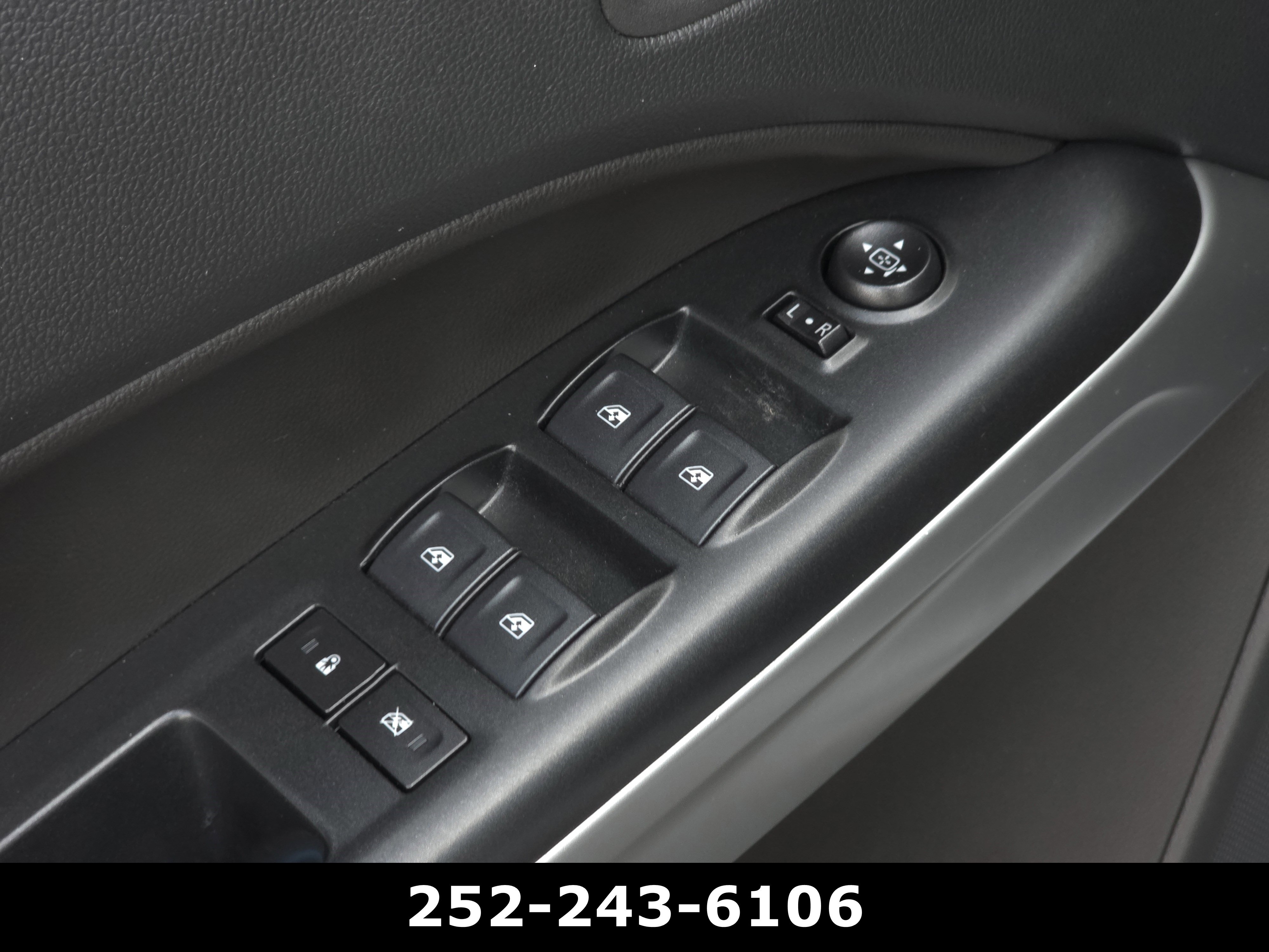 Used 2022 Chevrolet Colorado LT w/ LT Convenience Package RWD image 23