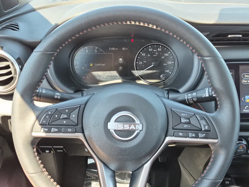Used 2023 Nissan Kicks SR w/ SR Premium Package FWD image 15