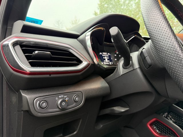 Used 2023 Chevrolet TrailBlazer RS w/ Convenience Package AWD/4WD image 21