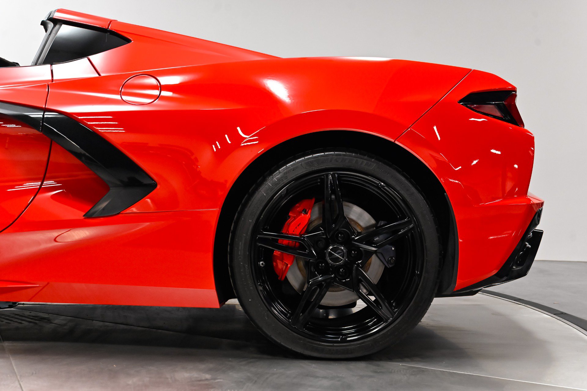 Used 2022 Chevrolet Corvette Stingray Preferred Cpe w/ Z51 Performance Package RWD image 24
