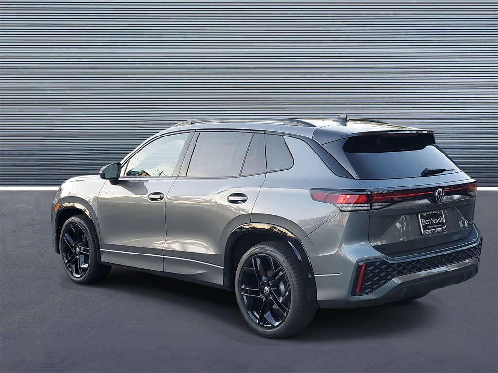 New 2026 Volkswagen Tiguan SE R-Line image 4