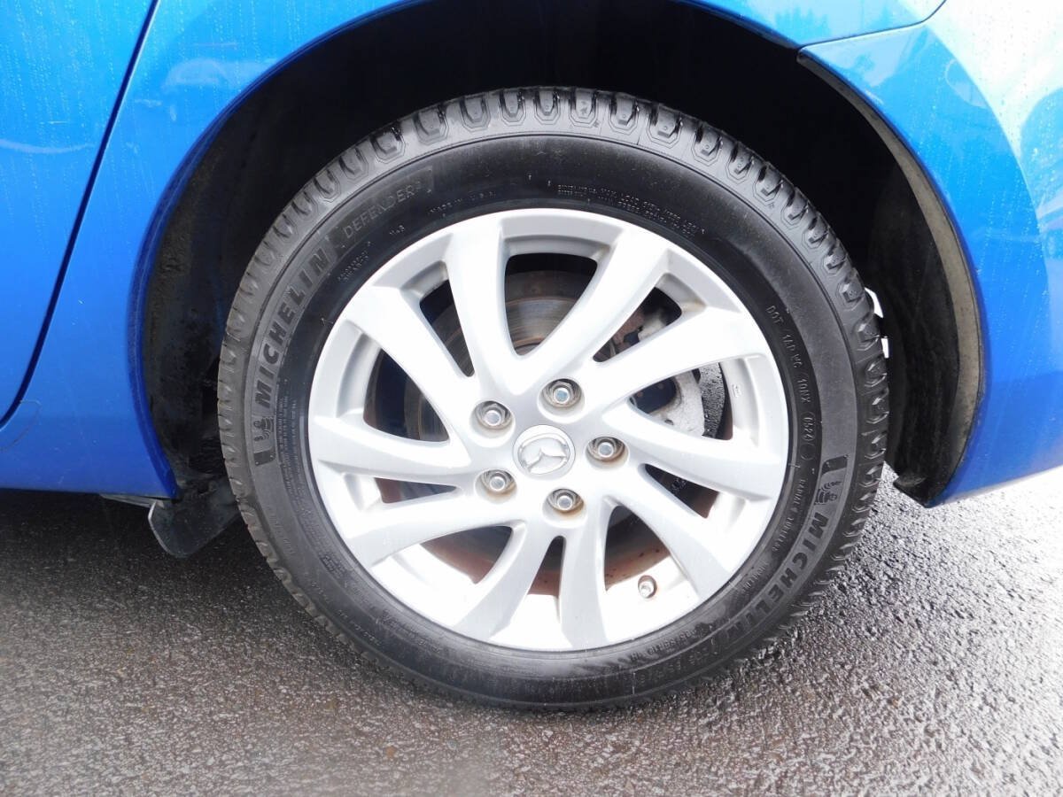 Used 2012 MAZDA MAZDA3 i Touring FWD image 20