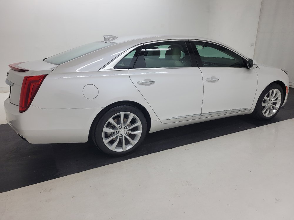 Used 2017 Cadillac XTS Luxury FWD image 10