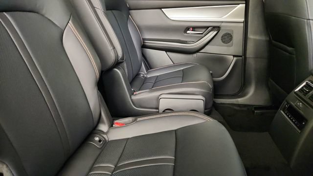 New 2026 MAZDA CX-90 Plug-In Hybrid w/Premium Sport AWD/4WD image 34